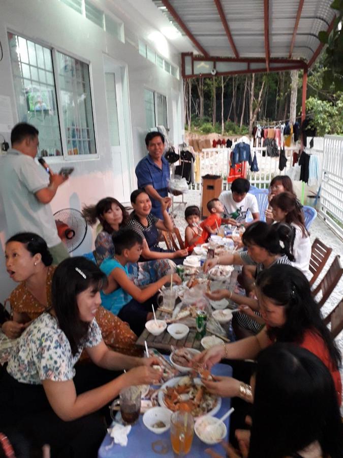Nhà Nghỉ NgọC PhuọNg Hon Son Hotel Lai Son Екстериор снимка