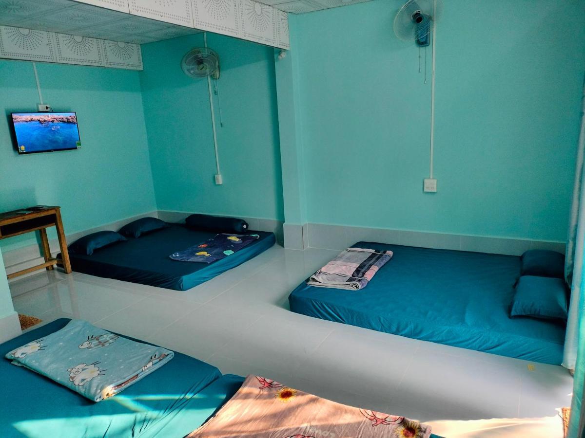 Nhà Nghỉ NgọC PhuọNg Hon Son Hotel Lai Son Екстериор снимка